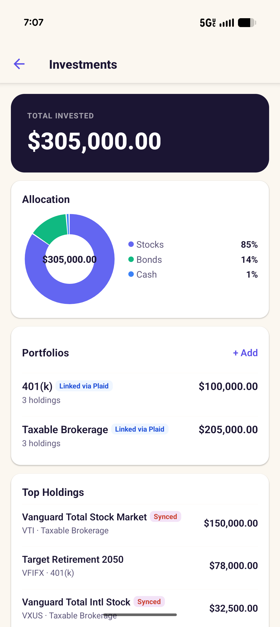 FINE investments screen showing a $305,000 portfolio, its stock/bond/cash allocation, and Plaid-linked accounts.